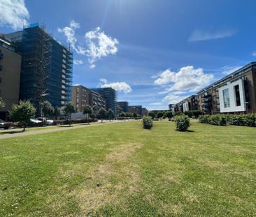Breakwater House, Cardiff Bay - Photo 2