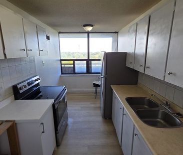 For Lease - 18 KNIGHTSBRIDGE Road Unit# 705, Brampton, Ontario - Photo 2