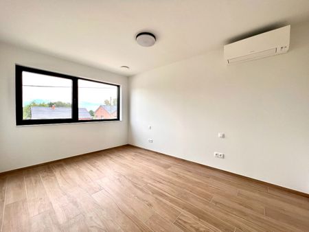 Instapklare passiefwoning met 4 slpks met tuin in Zonhoven - Photo 4