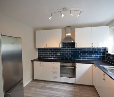 Wricklemarsh Road, London, SE3 - Photo 4