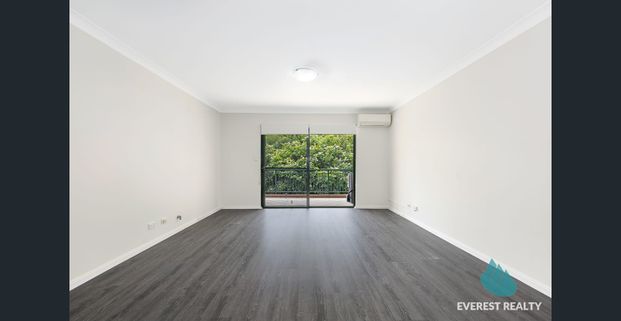 2 Bed 2 Bath Apartment in Prime Chatswood Location - Photo 1
