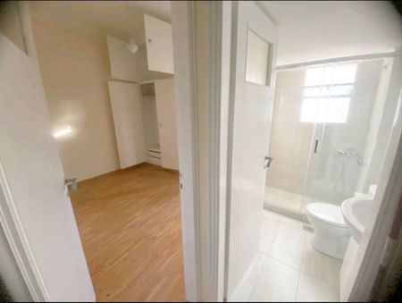 Studio/Γκαρσονιέρα για ενοικίαση Κέντρο (Ζωγράφου) - Photo 2