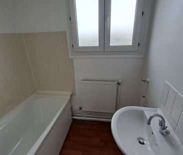 Location appartement T4 59.10m² à Reims (51100) Loyer CC * : 381.25... - Photo 2