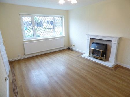 Freckleton Drive, Bury - Photo 2