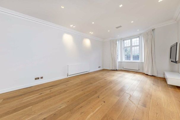 St. Johns Wood Road, St John's Wood, NW8 - Photo 1