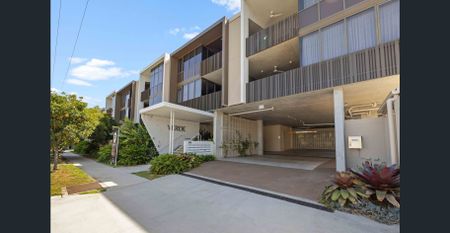 3 bedrooms 2 cars 3 storages with city view - Photo 5