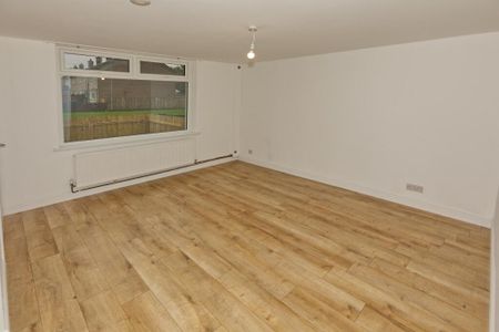 14 Valetta Park, Newtownards, BT23 4RL - Photo 3