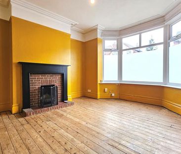 4 bedroom terraced house to rent - Photo 1