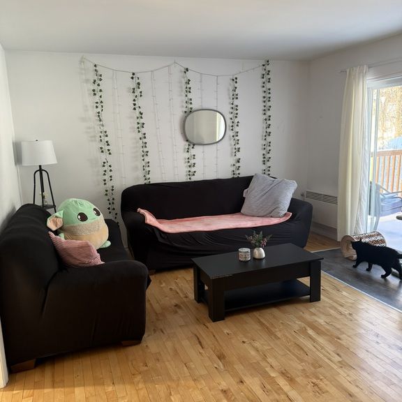 Logement 6 1/2 à L’étage à Louer à Lenno - Photo 2