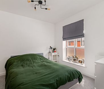 4 Bedroom Semi Detached House To Rent - Photo 6