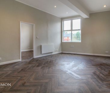 Walmersley Old Road, Walmersley - Photo 2