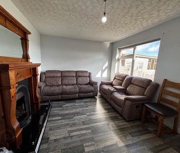 76 Parkhead Crescent, Newry, BT35 8PE - Photo 2