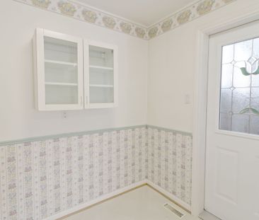 For Lease - 117 Crockamhill Drive Unit# Entire Property, Toronto, O... - Photo 4