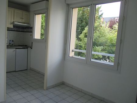 Location Appartement 1 Pièce 28 m² - Photo 4