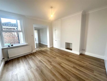 2 bedroom detached house to rent - Photo 3