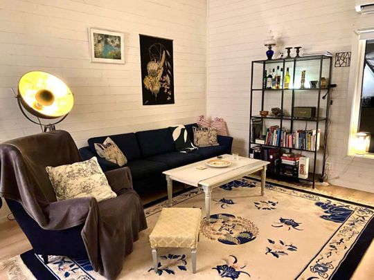 Nävesta, Örebro - Photo 1