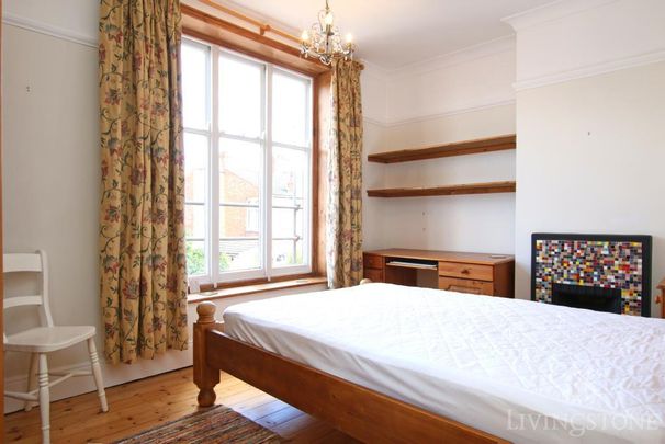 4 bedroom terraced house to rent - Photo 1