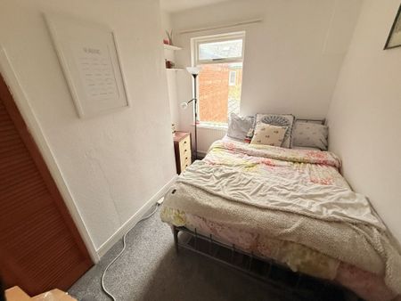 48 Kimberley Street, Belfast BT7 3DY - Photo 4