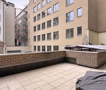 Appartement te huur in Brussel voor € 1.250 met 1 slaapkamer - Photo 1