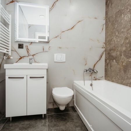 Inchiriez Apartament 2 camere Central - Photo 4