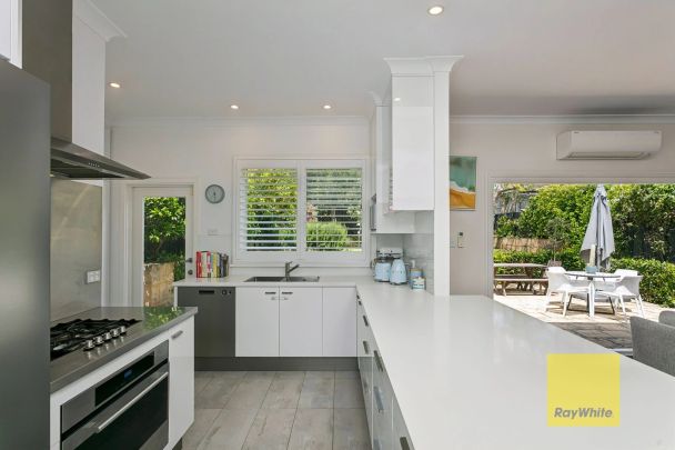 Charm and Modern Comfort - Gorgeous Family Home - Photo 1