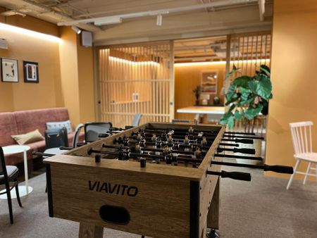 Studio to rent - Photo 2