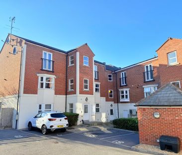 Chaucer Court, East Reach, Taunton - Photo 4