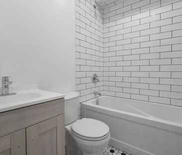 For Lease - 63 John Street Unit# 302, Hamilton, Ontario - Photo 1