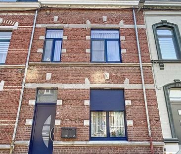 Appartement te huur in Andenne voor € 650 met 1 slaapkamer - Photo 4