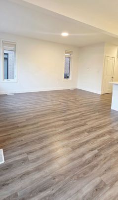 For Lease - 3575 SOUTHBRIDGE Avenue Unit# 54, London South, Ontario - Photo 1