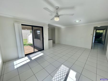 Modern 3 Bedroom 2 Bathroom Unit for Rent - Photo 4