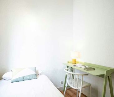 Calle del Doctor Gómez Ulla, Madrid, Community of Madrid 28028 - Photo 3