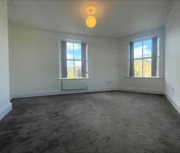 2 bedroom end of terrace house to rent - Photo 5