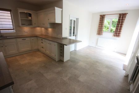 Guildown Road, Guildford , GU2 - Photo 4