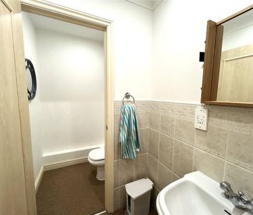 1 bedroom apartment to rent - Photo 6