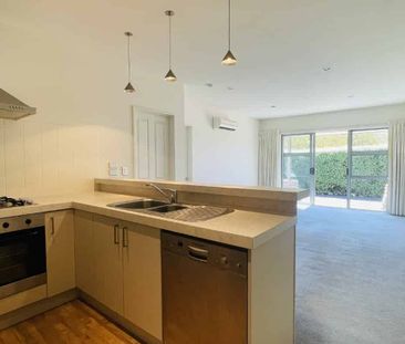 Charming 3 Bedroom Home in Northwood - Ready for You to Move In! - Photo 4