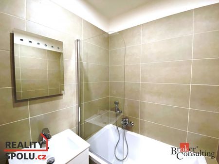 Pronájem bytu 2+1 63 m² - Photo 3