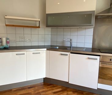 1 Bed Flat, Cityview, SE7 - Photo 5
