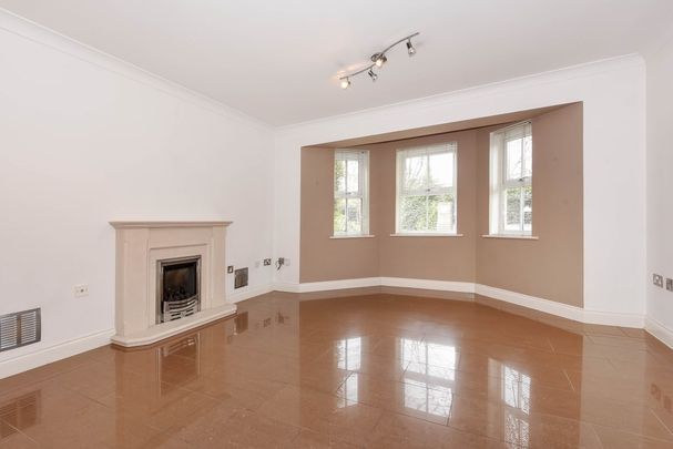 4 bedroom detached house to rent - Photo 1