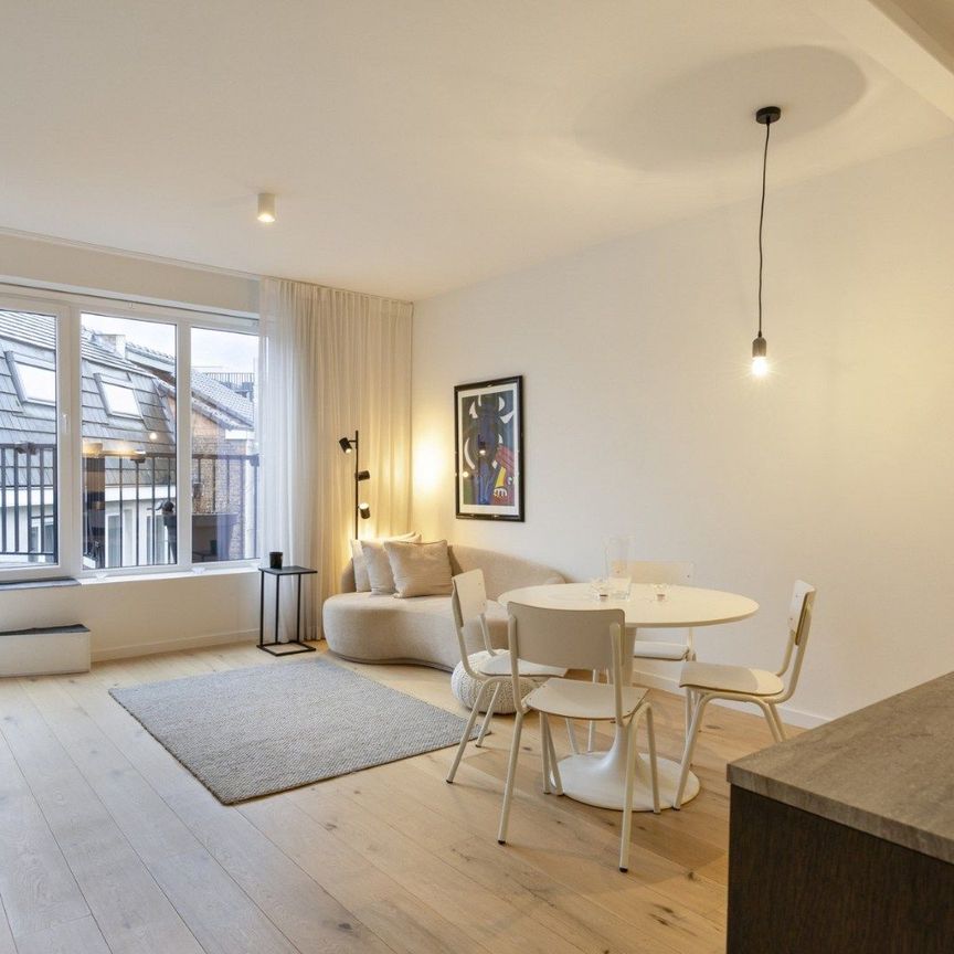 Appartement te huur - Photo 1