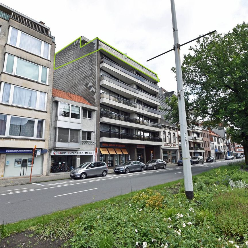 Ruime penthouse met uitstekende ligging! - Foto 1