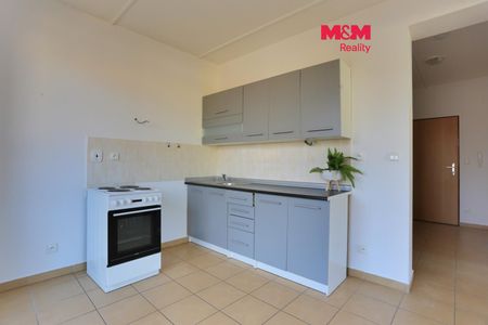Pronájem bytu 2+kk 56 m², Svojsíkova 2112, Český Těšín - Photo 2