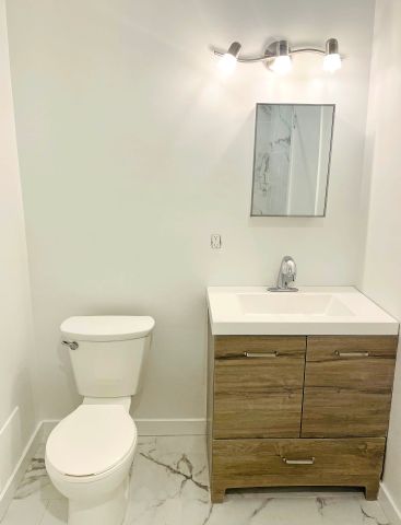 For Lease - 266 Marlee Avenue Unit# Apt. 2, Toronto, Ontario - Photo 4