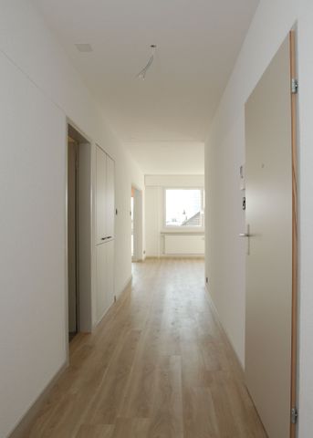 "Attraktive, moderne 3.5 Wohnung an guter Lage nähe Wiesenplatz" - Photo 3