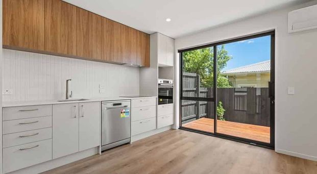 Brand New 2 Bedroom, 1 Bathroom Home - Photo 1