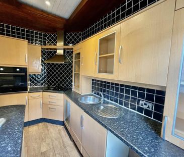 3 bedroom terraced house to rent - Photo 6