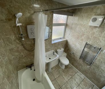 1 Bedroom Apartment To Let - Photo 6