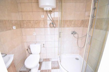 Kawalerka po remoncie, centrum, parking w cenie - Zdjęcie 5