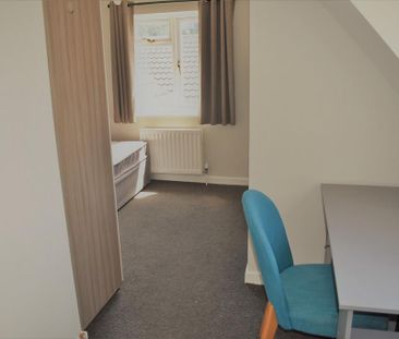 Studio to rent - Photo 5