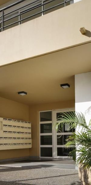 Location Appartement 2 pièces 35m² STE CLOTILDE 97490 - Photo 1